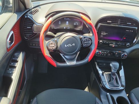 Used 2023 Kia Soul GT-Line FWD image 18