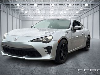 Used 2017 Toyota 86 video 1