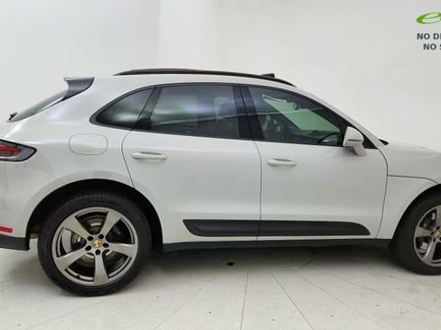 Used 2024 Porsche Macan AWD/4WD image 6