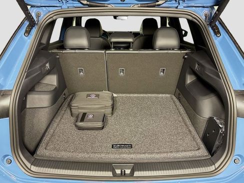 New 2026 Volkswagen Tiguan SE R-Line image 27