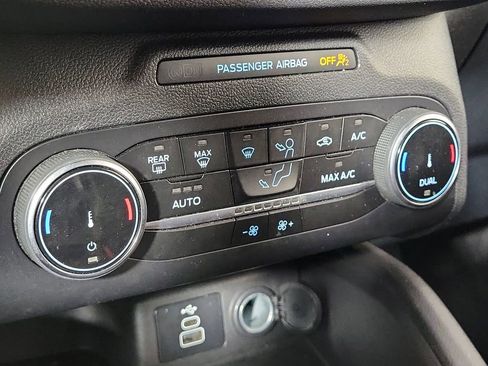 Used 2024 Ford Escape ST-Line image 20