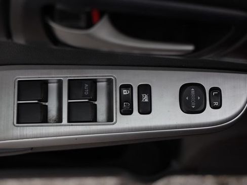 Used 2014 Toyota Camry SE FWD image 41