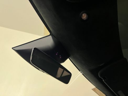 Used 2022 Tesla Model S Plaid image 19