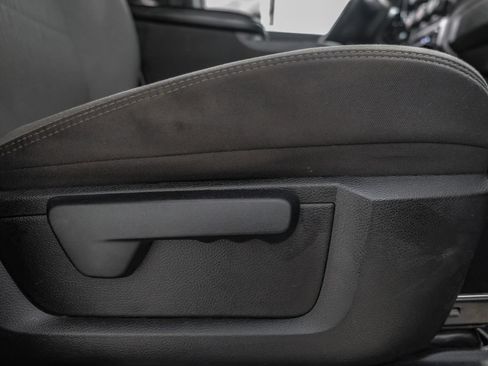 Used 2022 RAM 2500 Big Horn AWD/4WD image 35