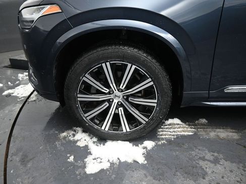 Used 2024 Volvo XC90 B6 Plus image 12