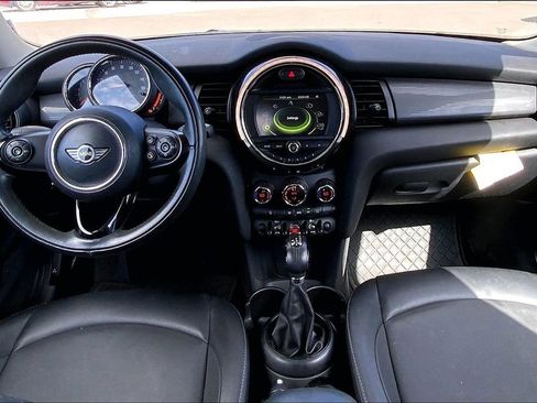 Used 2018 MINI Cooper 2-Door Hardtop image 14