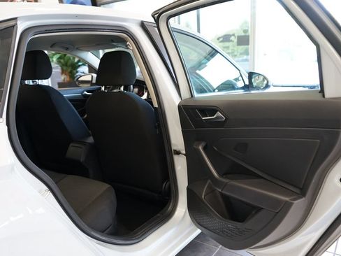 Used 2019 Volkswagen Jetta R-Line FWD image 43