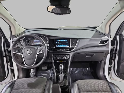 Used 2019 Buick Encore Sport Touring image 9