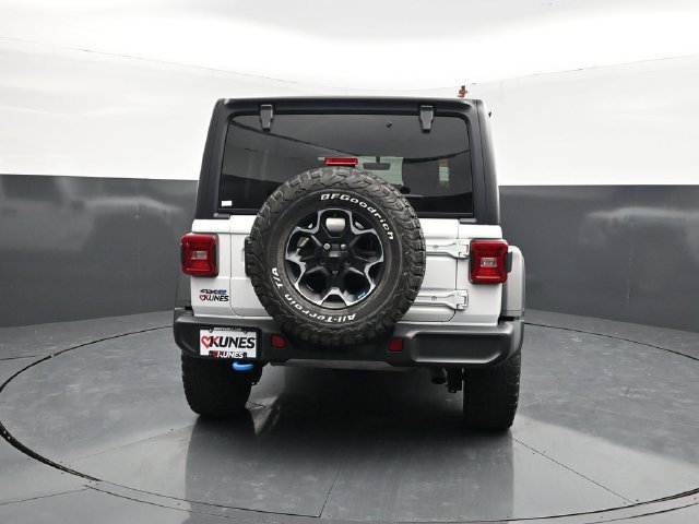 Used 2022 Jeep Wrangler Unlimited Rubicon 4xe w/ Cold Weather Group AWD/4WD image 8