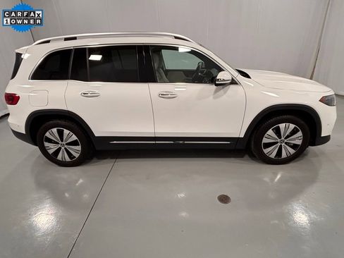 Certified 2024 Mercedes-Benz EQB 300 4MATIC image 5