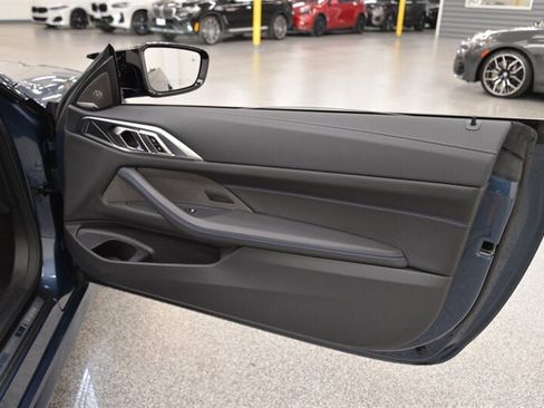 Used 2025 BMW M440i Convertible RWD image 33