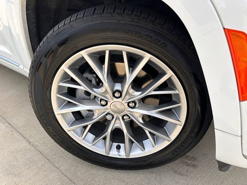 Used 2024 Jeep Grand Cherokee L Summit image 40