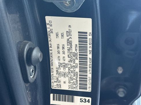 Certified 2023 Toyota Tacoma TRD Off-Road w/ Technology Package image 36