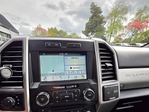 Used 2018 Ford F350 Lariat w/ Lariat Ultimate Package AWD/4WD image 21