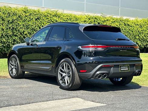 Used 2026 Porsche Macan Turbo AWD/4WD image 3
