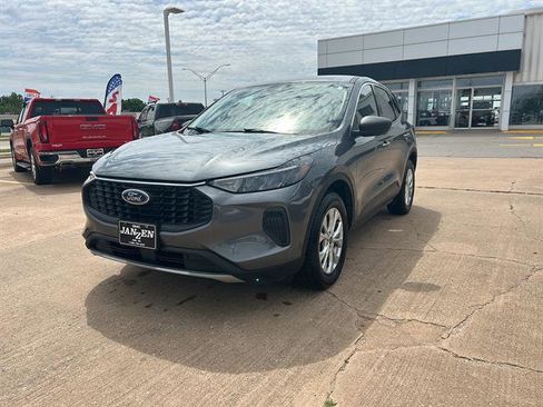 Used 2023 Ford Escape Active AWD/4WD image 1