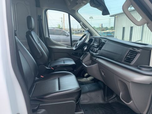 Used 2024 Ford Transit 250 148 Medium Roof Extended AWD image 34