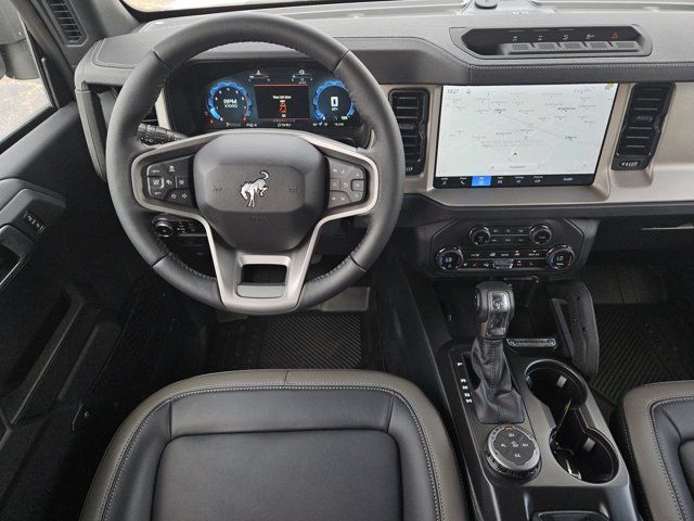 New 2026 Ford Bronco Outer Banks w/ Sasquatch Package AWD/4WD image 8