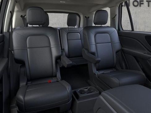 New 2026 Lincoln Aviator AWD image 11