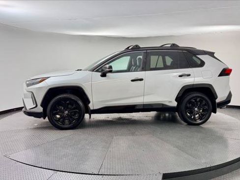 Used 2024 Toyota RAV4 XSE w/ Advanced Technology Package AWD/4WD image 3