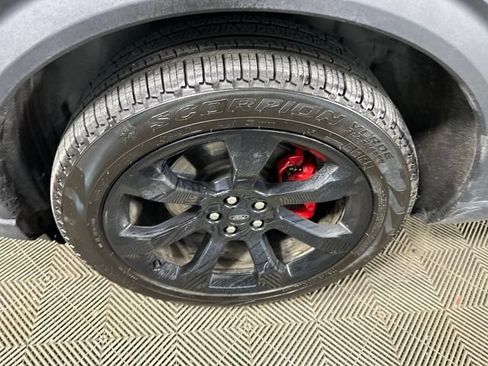 Used 2023 Ford Explorer ST w/ Equipment Group 401A AWD/4WD image 10