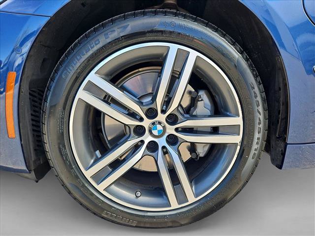 Used 2021 BMW 530e w/ Premium Package RWD image 24