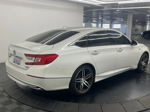 Used 2021 Honda Accord Touring image 5