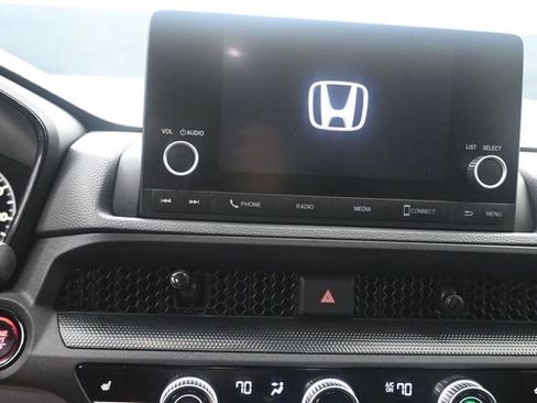 Certified 2025 Honda CR-V EX image 10