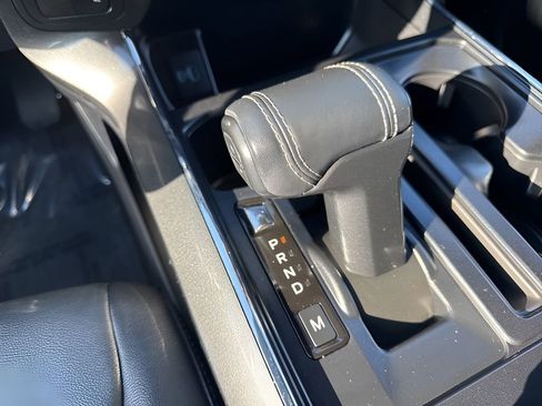 Used 2022 Ford F150 XLT w/ Equipment Group 302A High image 16