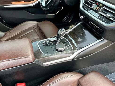 Used 2019 BMW 330i xDrive Sedan w/ Convenience Package AWD/4WD image 31
