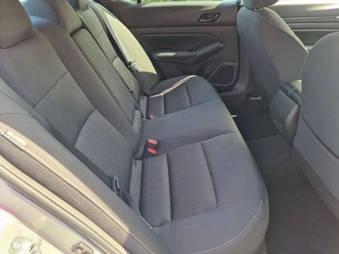 Used 2025 Nissan Altima 2.5 SV FWD image 28