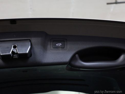 Used 2017 Hyundai Santa Fe Sport image 30