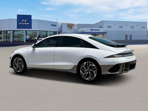 New 2025 Hyundai Ioniq 6 SEL image 4