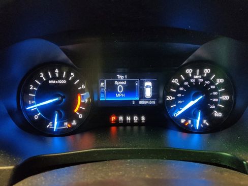 Used 2016 Ford Explorer image 23