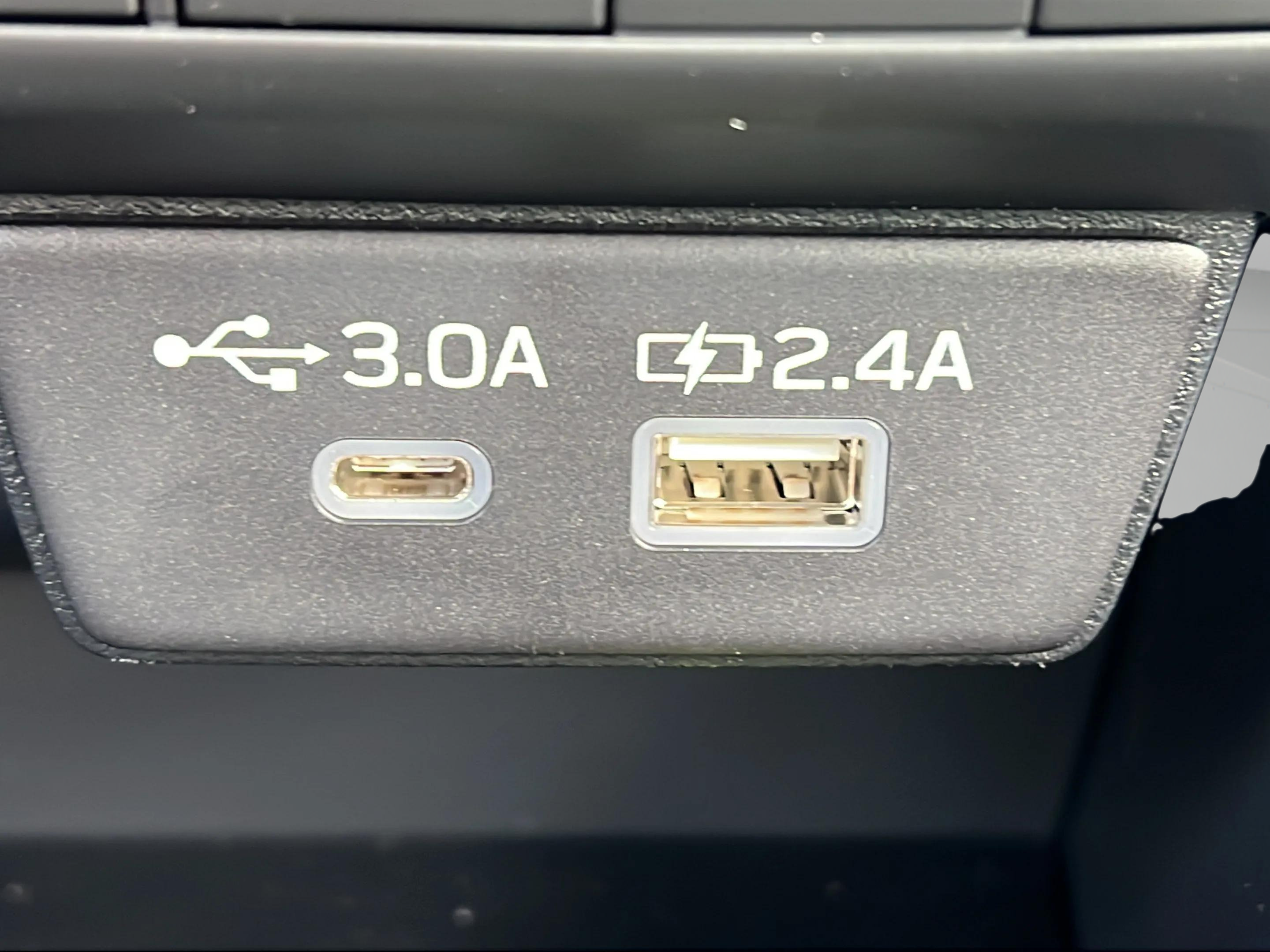 New 2026 Subaru Outback Limited AWD/4WD image 25