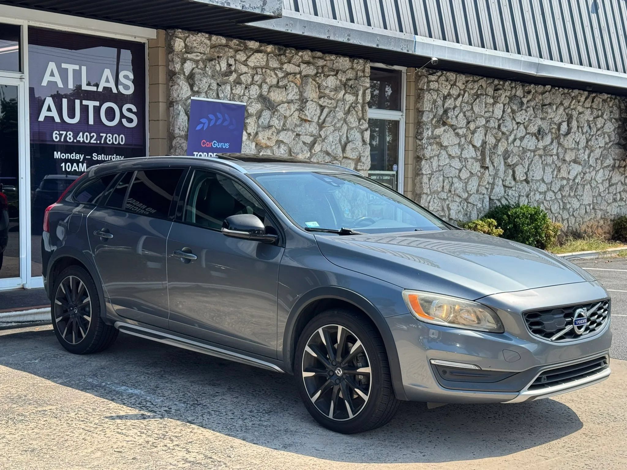 Used 2016 Volvo V60 T5 Cross Country w/ Convenience Package AWD/4WD image 9