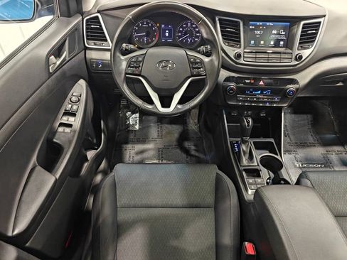 Used 2018 Hyundai Tucson Value AWD/4WD image 4