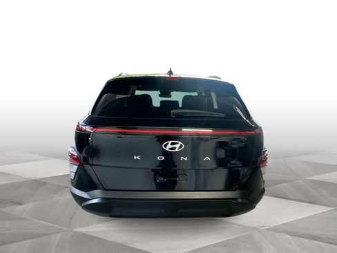 Used 2024 Hyundai Kona SEL FWD image 7