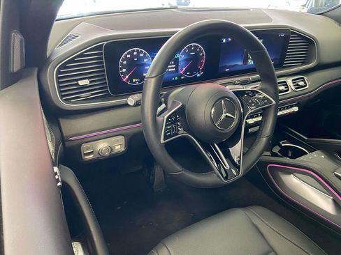Used 2025 Mercedes-Benz GLE 350 4MATIC w/ AMG Line Exterior image 12