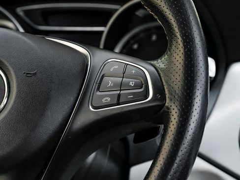 Used 2018 Mercedes-Benz CLA 250 4MATIC image 24