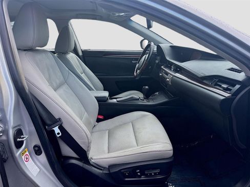 Used 2014 Lexus ES 350 image 30
