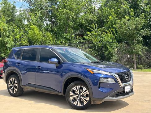 Used 2023 Nissan Rogue SV AWD/4WD image 1