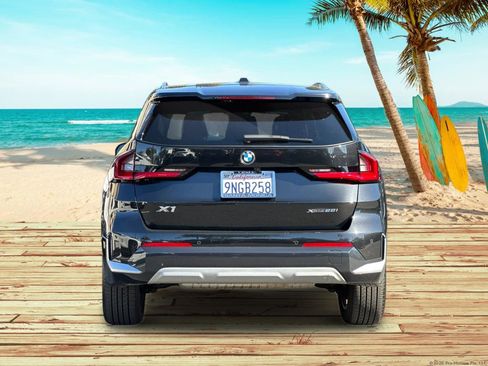 Used 2024 BMW X1 xDrive28i w/ Convenience Package AWD/4WD image 5