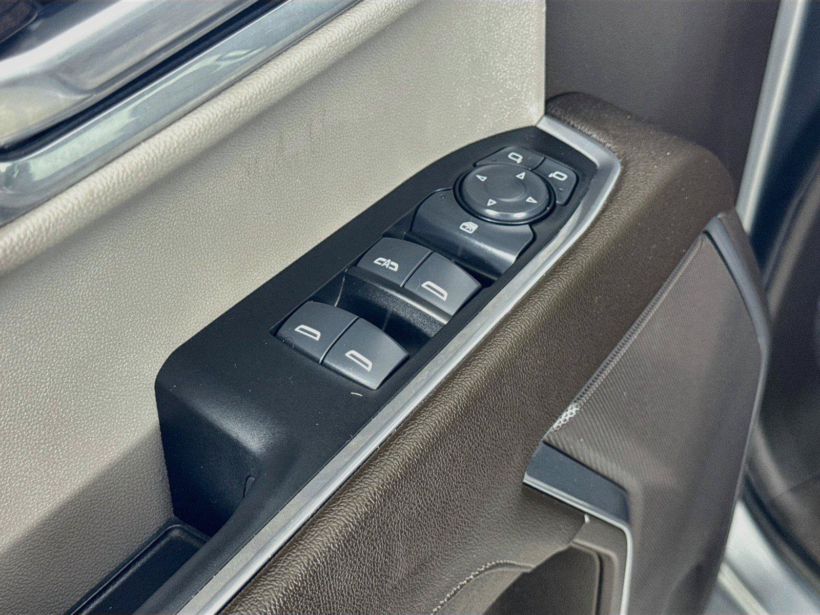 Used 2025 Chevrolet Silverado 1500 LT RWD image 18