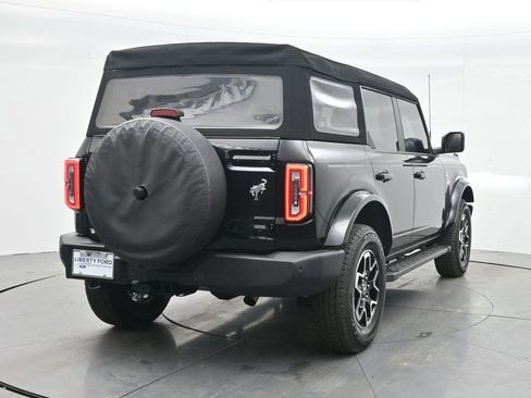 Used 2023 Ford Bronco Outer Banks image 6