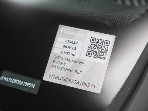 Used 2025 Mercedes-Benz E 53 AMG e 4MATIC Sedan image 28