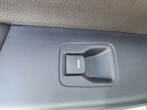 Used 2024 Honda CR-V LX image 24