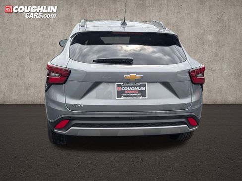 New 2026 Chevrolet Trax LT FWD image 6