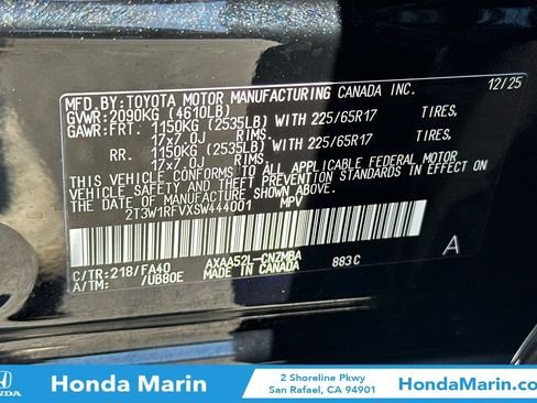 Used 2025 Toyota RAV4 XLE FWD image 36