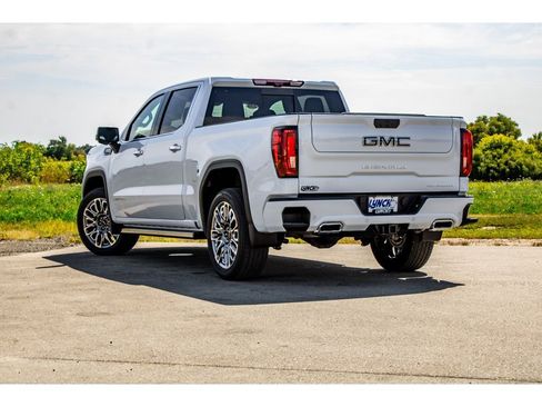 New 2026 GMC Sierra 1500 Denali Ultimate image 16